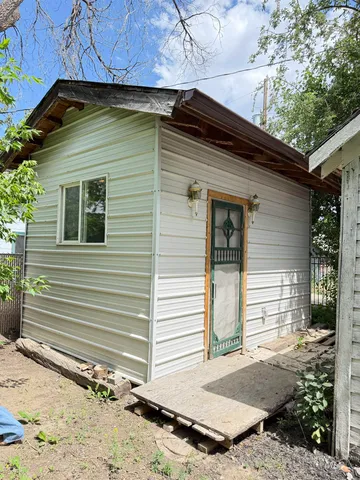 $220,000 | 309 East C Street, Shoshone, ID 83352