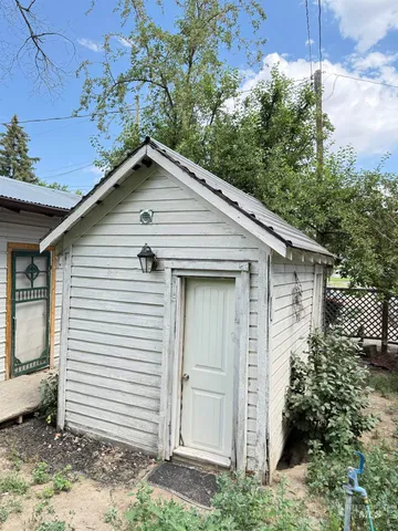 $220,000 | 309 East C Street, Shoshone, ID 83352