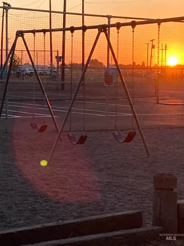 $220,000 | 309 East C Street, Shoshone, ID 83352