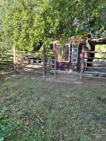 $220,000 | 309 East C Street, Shoshone, ID 83352