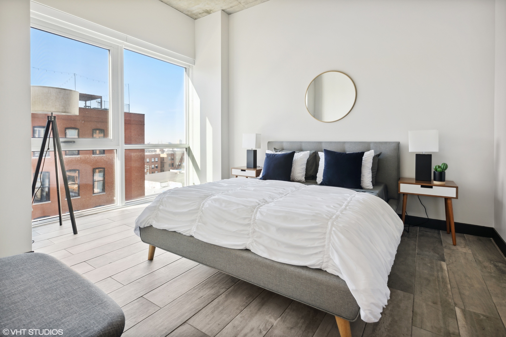 171 North Aberdeen Street, Unit 902 Chicago, IL 60607 - Photo 9 of 25 Gallery Image 9