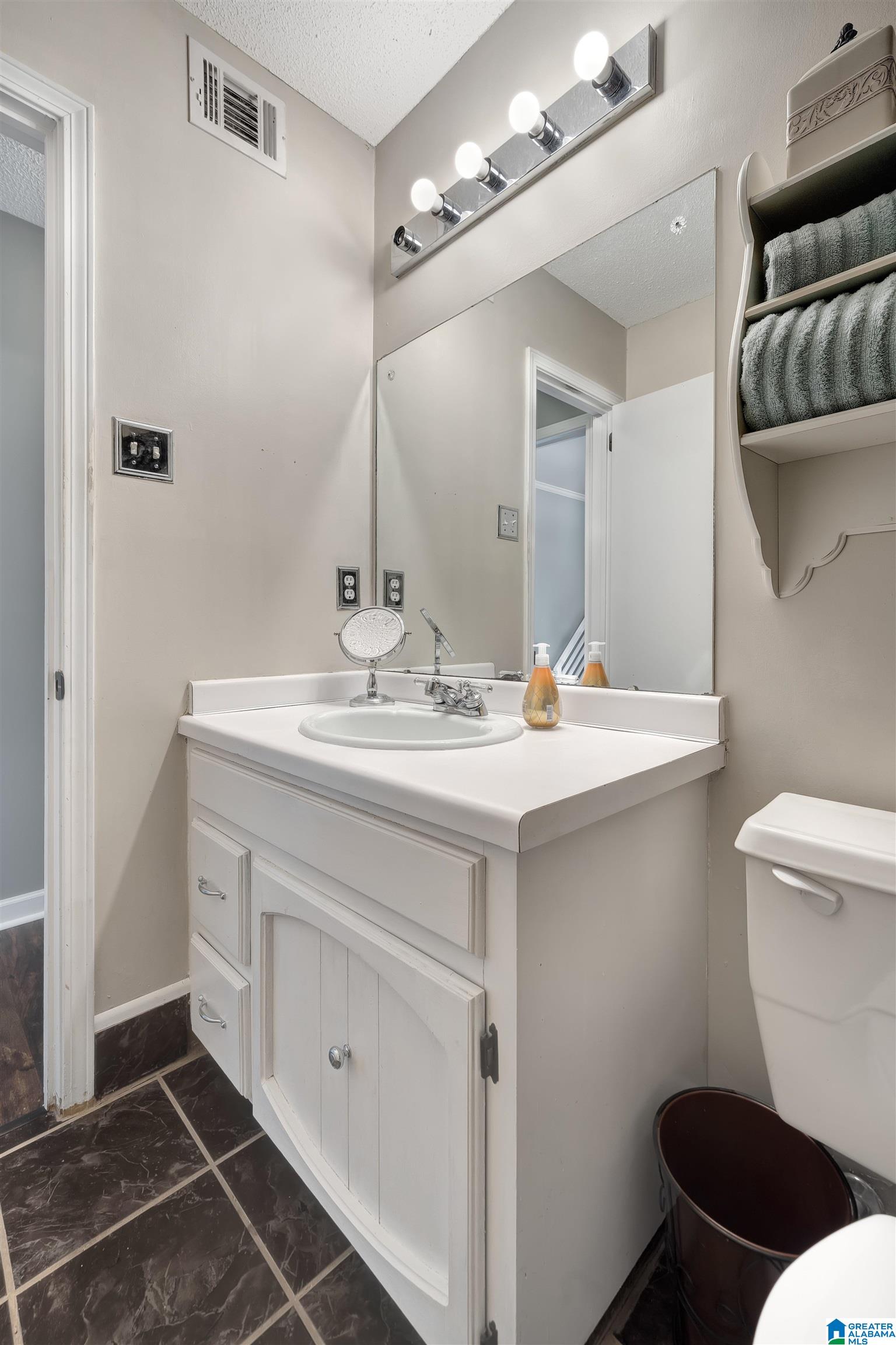 4730 Chablis Way Birmingham, AL 35244 - Photo 11 of 39