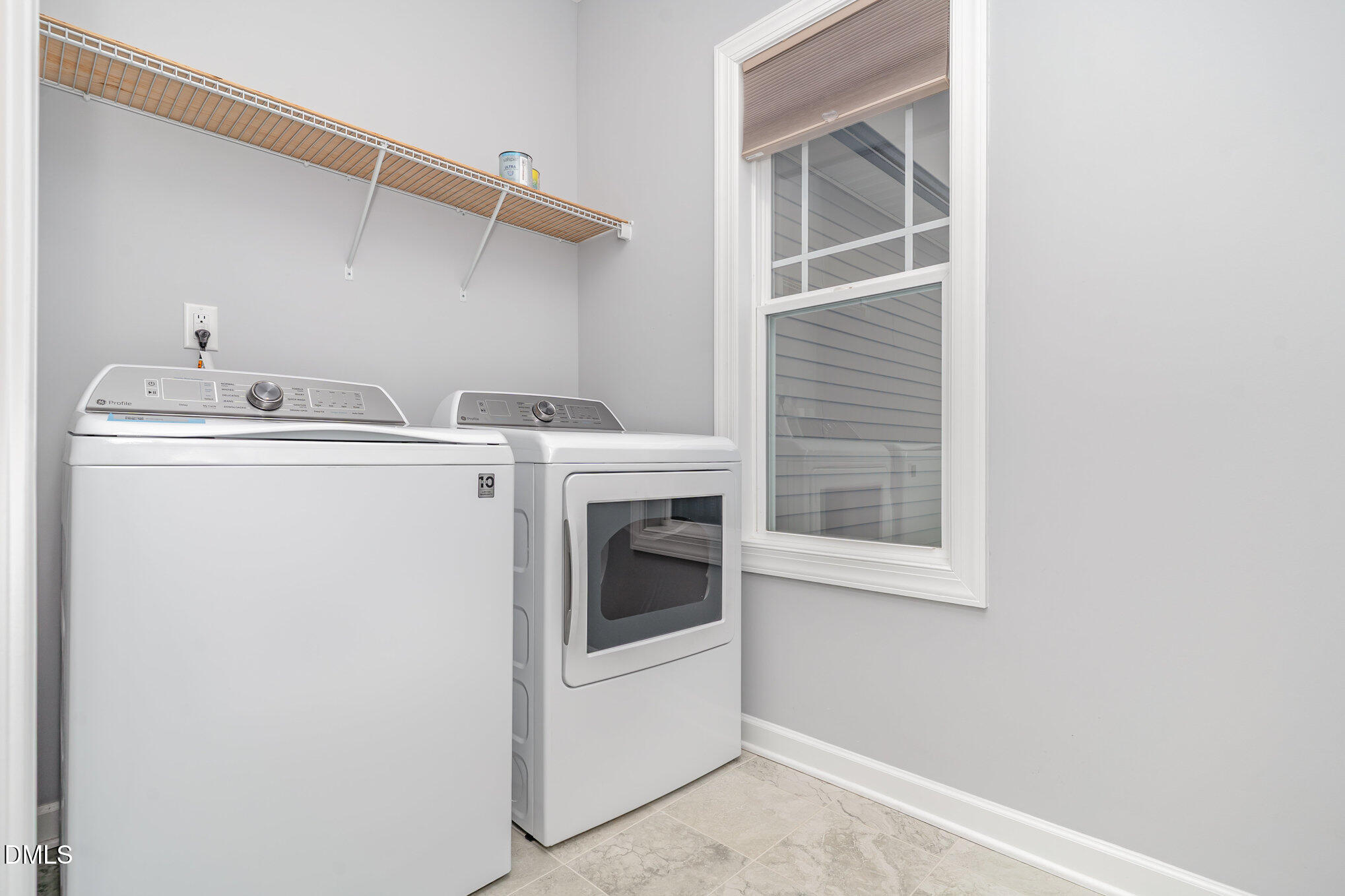 88 Bodacious Lane Benson, NC 27504 - Photo 13 of 32 a utility room with dryer and washer