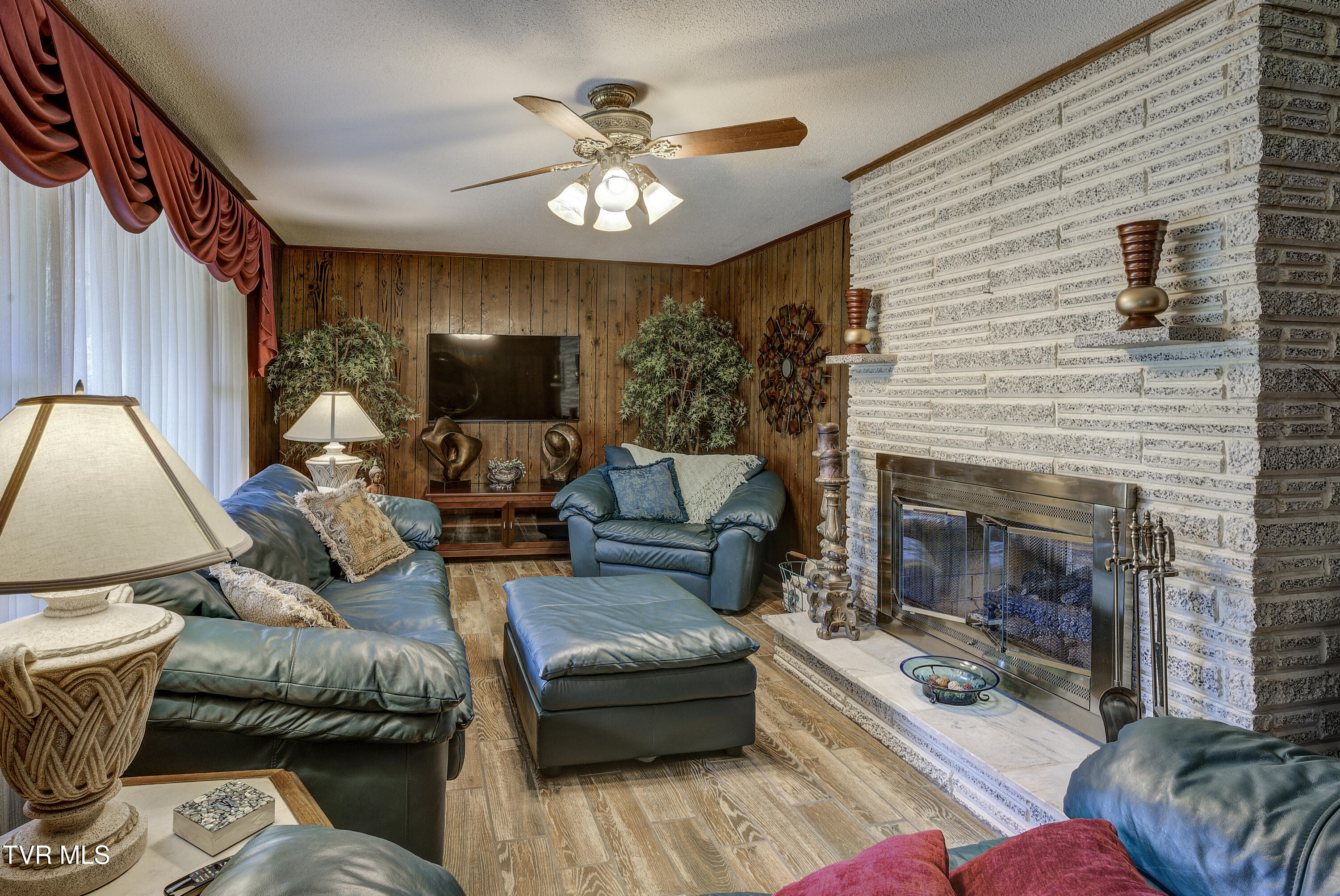 200 McCurry Lane, Unit 7 Erwin, TN 37650 - Photo 5 of 75 McCurryLane-2