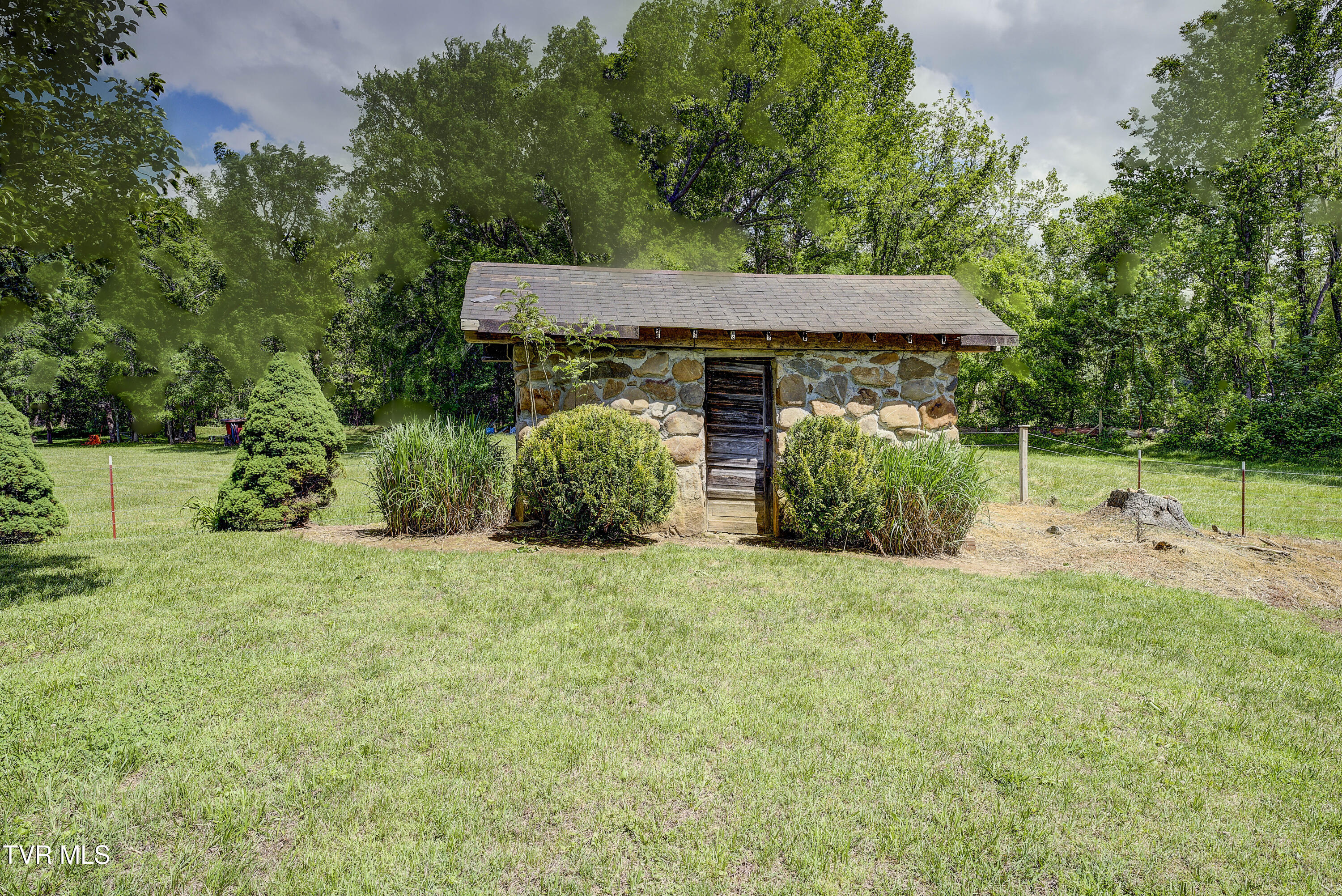 200 McCurry Lane, Unit 7 Erwin, TN 37650 - Photo 59 of 75 McCurryLane-59