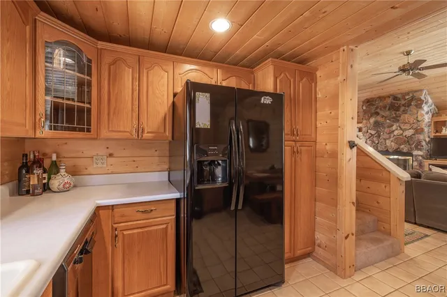 $459,000 | 1118 Bruin Trail, Fawnskin, CA 92333