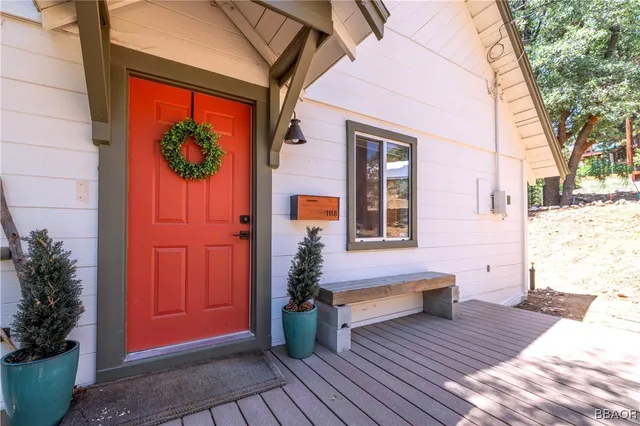 $459,000 | 1118 Bruin Trail, Fawnskin, CA 92333