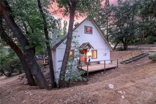 $459,000 | 1118 Bruin Trail, Fawnskin, CA 92333