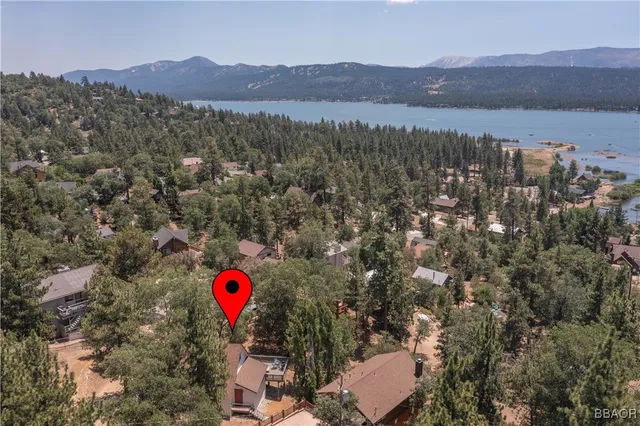 $459,000 | 1118 Bruin Trail, Fawnskin, CA 92333