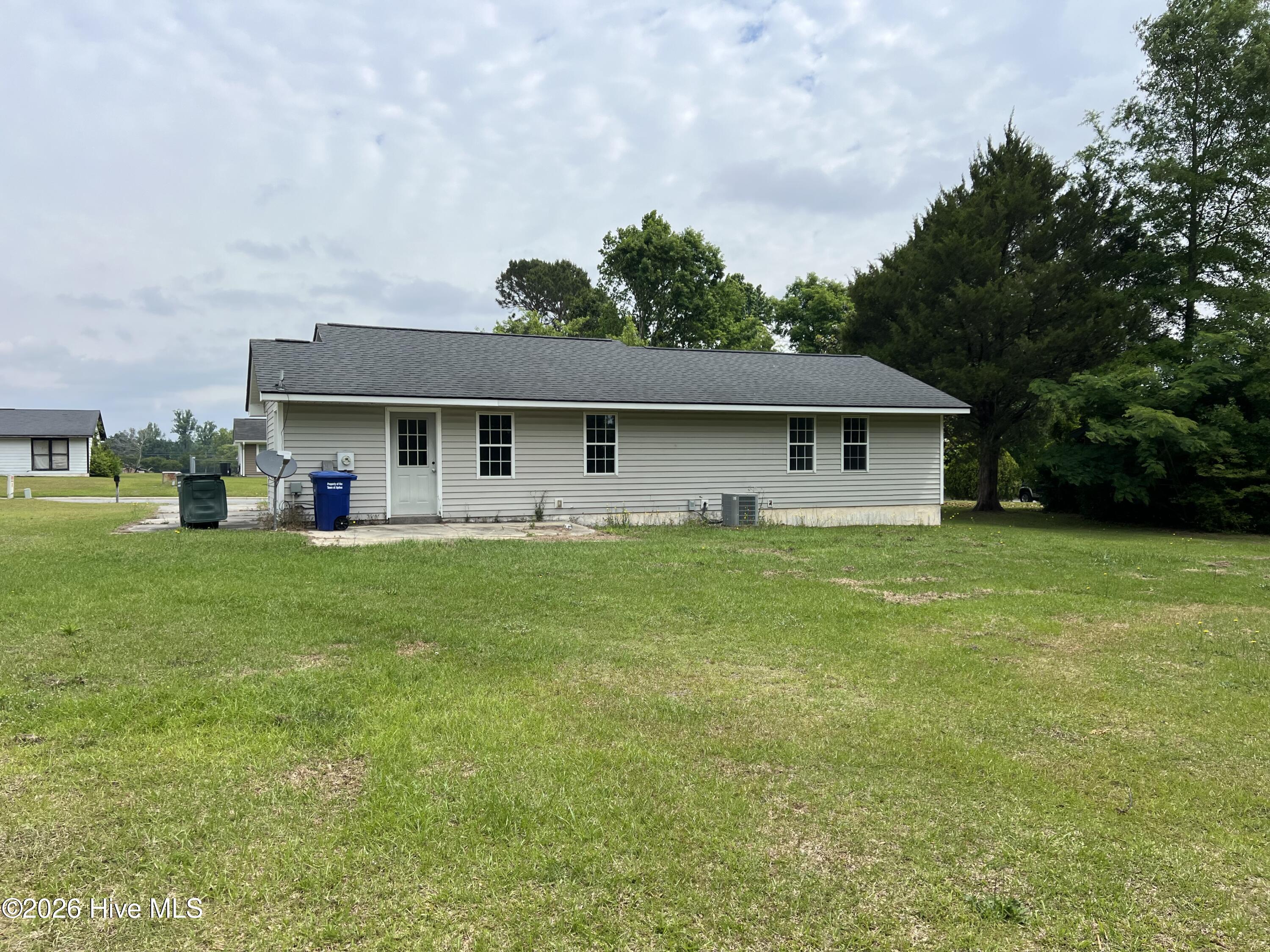 636 Hill Rd Circle Ayden, NC 28513 - Photo 2 of 2 IMG_4693