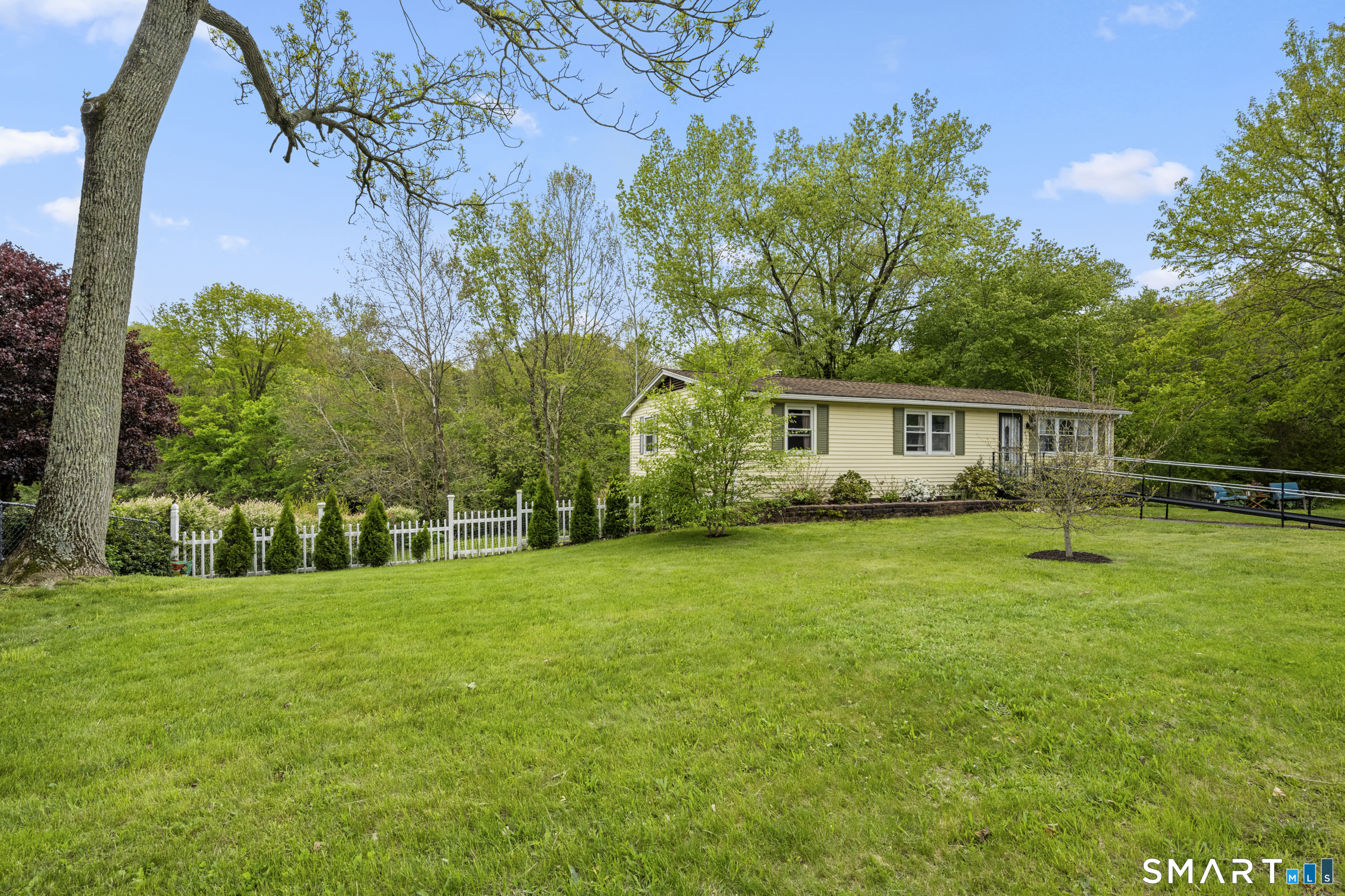 90 Sturtevant Street Norwich, CT 06360 - Photo 27 of 40