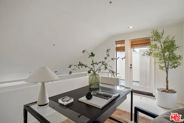 $995,000 | 6805 Hannum Avenue, Culver City, CA 90230