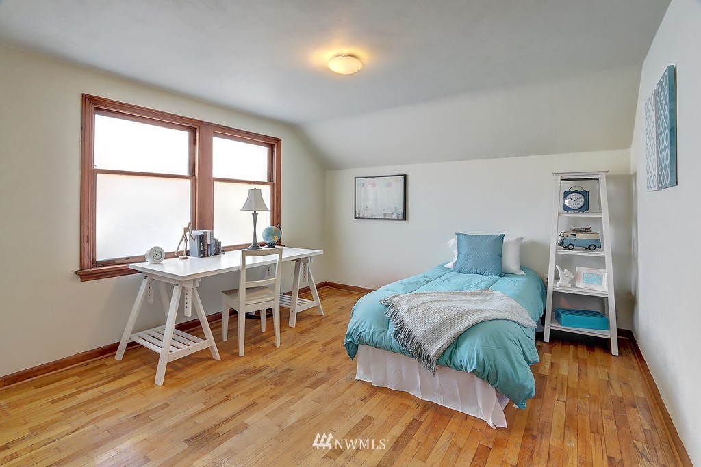 2300 North 57th Street Seattle, WA 98103 - Photo 12 of 21