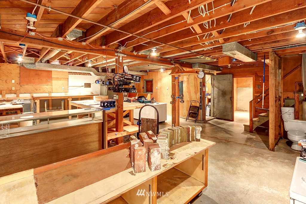 2300 North 57th Street Seattle, WA 98103 - Photo 17 of 21