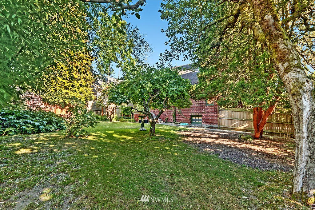 2300 North 57th Street Seattle, WA 98103 - Photo 20 of 21