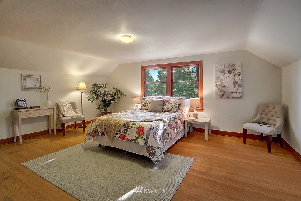 2300 North 57th Street Seattle, WA 98103 - Photo 10 of 21