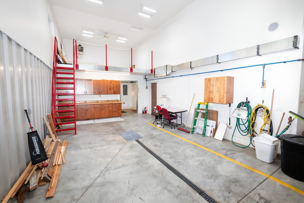 803 Macarthur Avenue Riggins, ID 83549 - Photo 44 of 58 Ladder leading to mezzanine storage