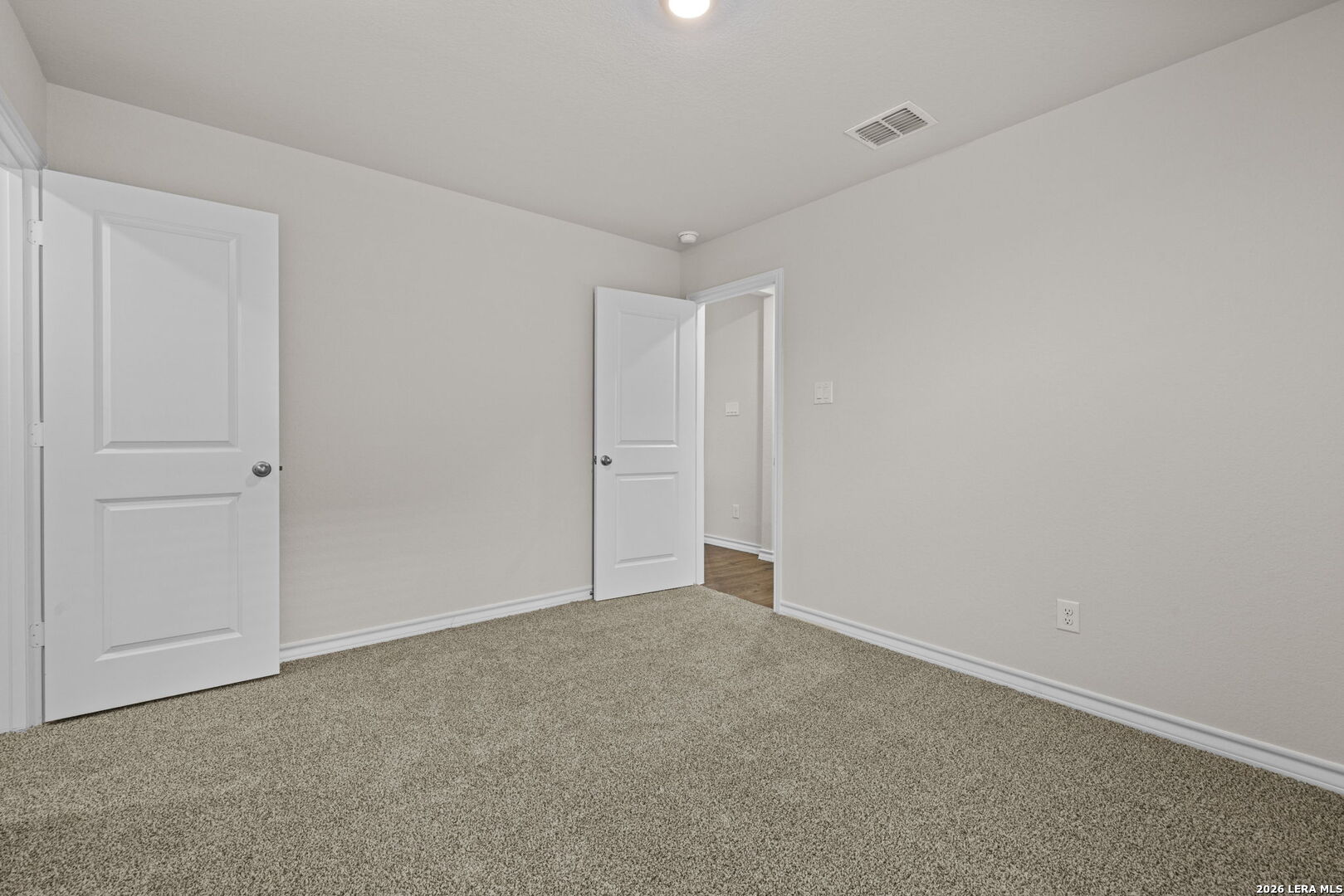 5019 Rancagua Converse, TX 78109 - Photo 15 of 25