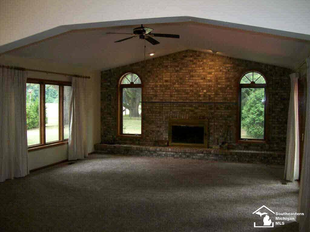 602 West Dean Road Temperance, MI 48182 - Photo 3 of 24 Gallery Image 3