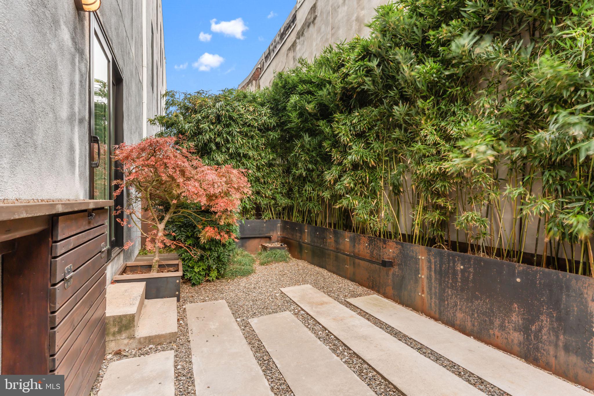 412 Moyer Street, Unit 7 Philadelphia, PA 19125 - Photo 49 of 55 a view of a backyard