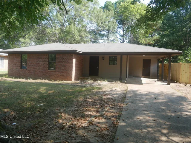 $1,295 | 5640 Chapel Hill Drive, Horn Lake, MS 38637