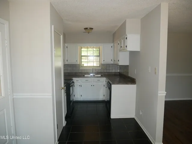 $1,295 | 5640 Chapel Hill Drive, Horn Lake, MS 38637