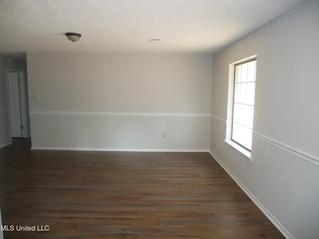 $1,295 | 5640 Chapel Hill Drive, Horn Lake, MS 38637