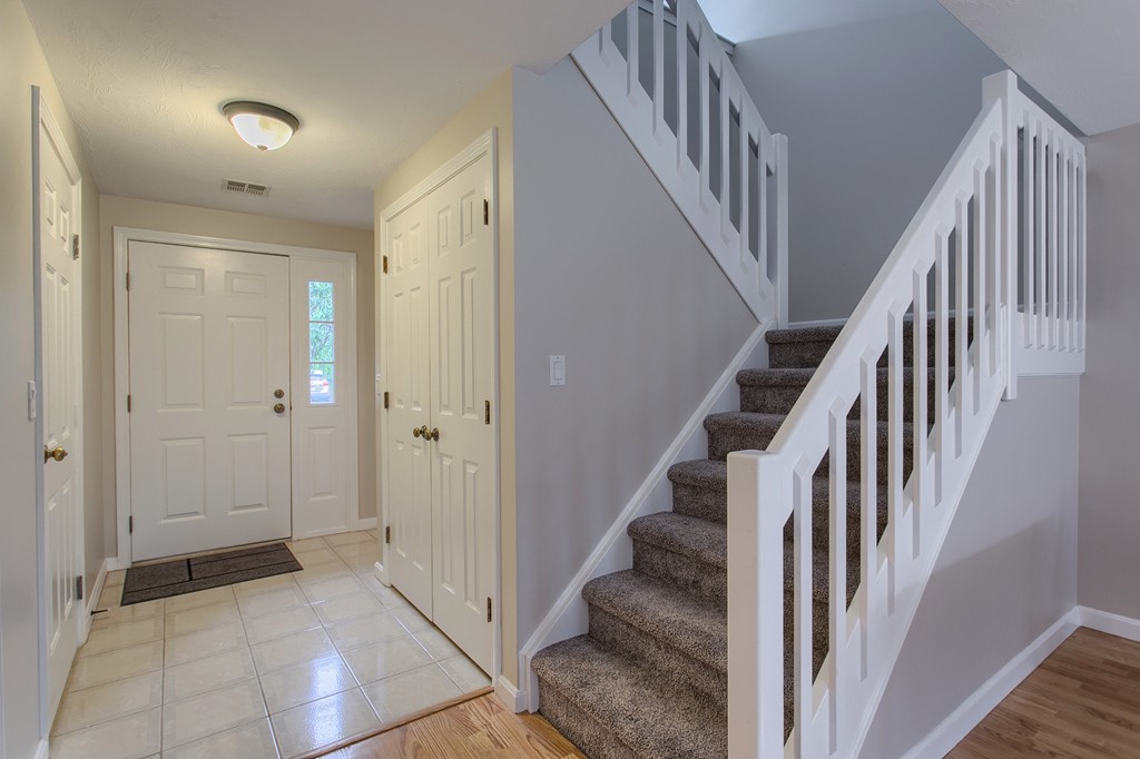 610 Ridgefield Circle, Unit D Clinton, MA 01510 - Photo 14 of 30