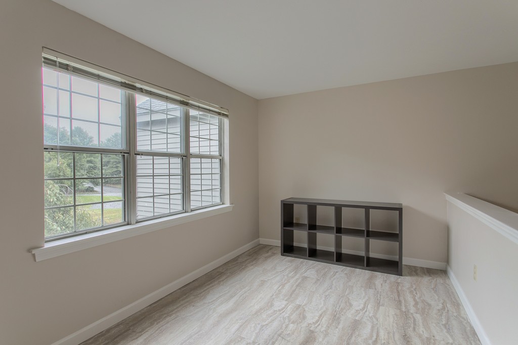 610 Ridgefield Circle, Unit D Clinton, MA 01510 - Photo 15 of 30