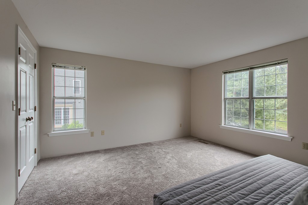 610 Ridgefield Circle, Unit D Clinton, MA 01510 - Photo 18 of 30