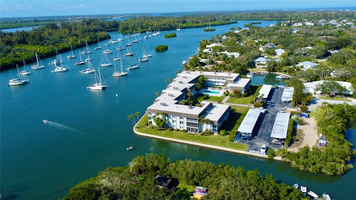 200 Greytwig Road, Unit 212 Vero Beach, FL 32963 - Photo 3 of 30