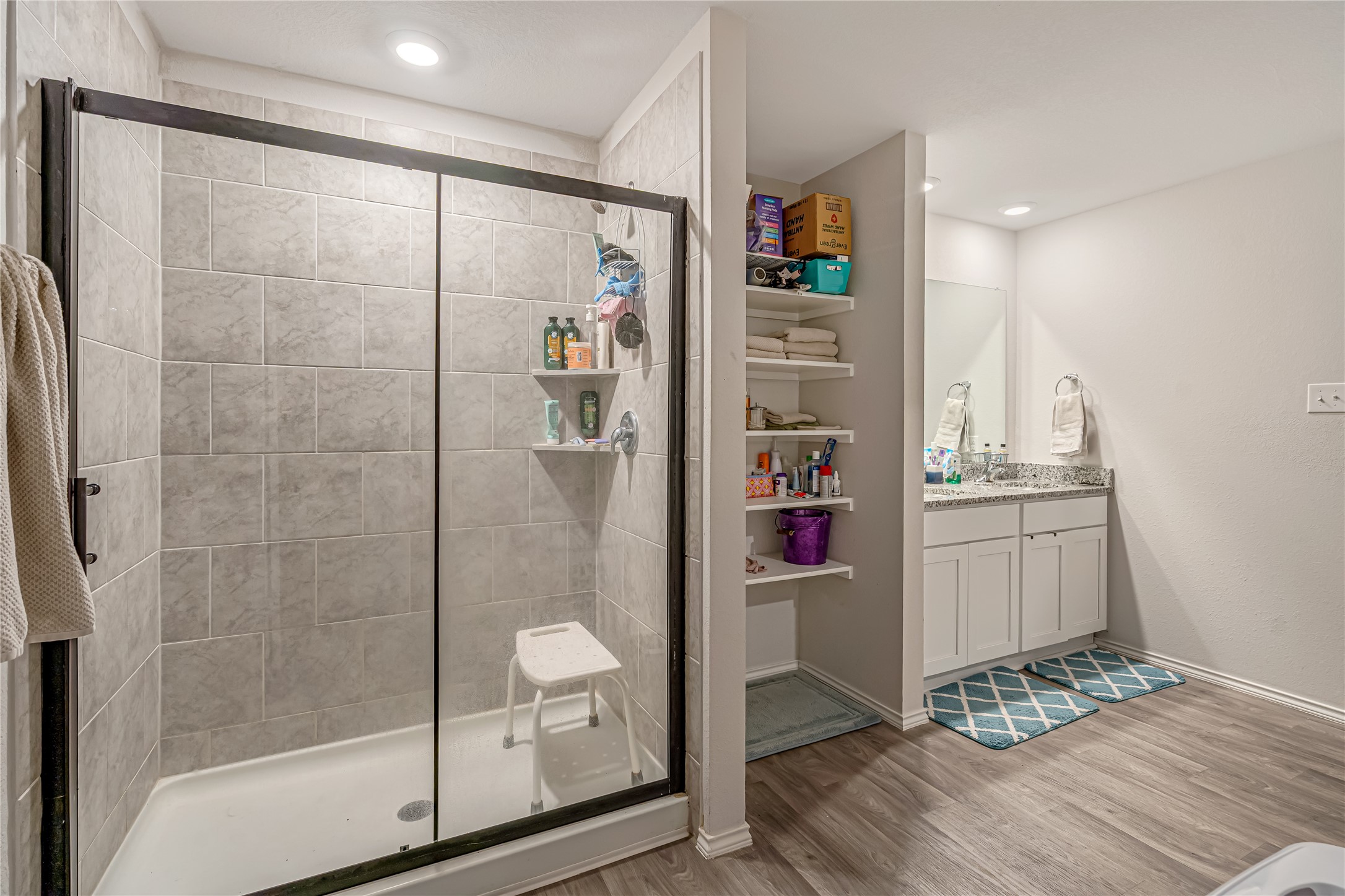 8022 Front Nine Lane Navasota, TX 77868 - Photo 18 of 30 a bathroom with a shower