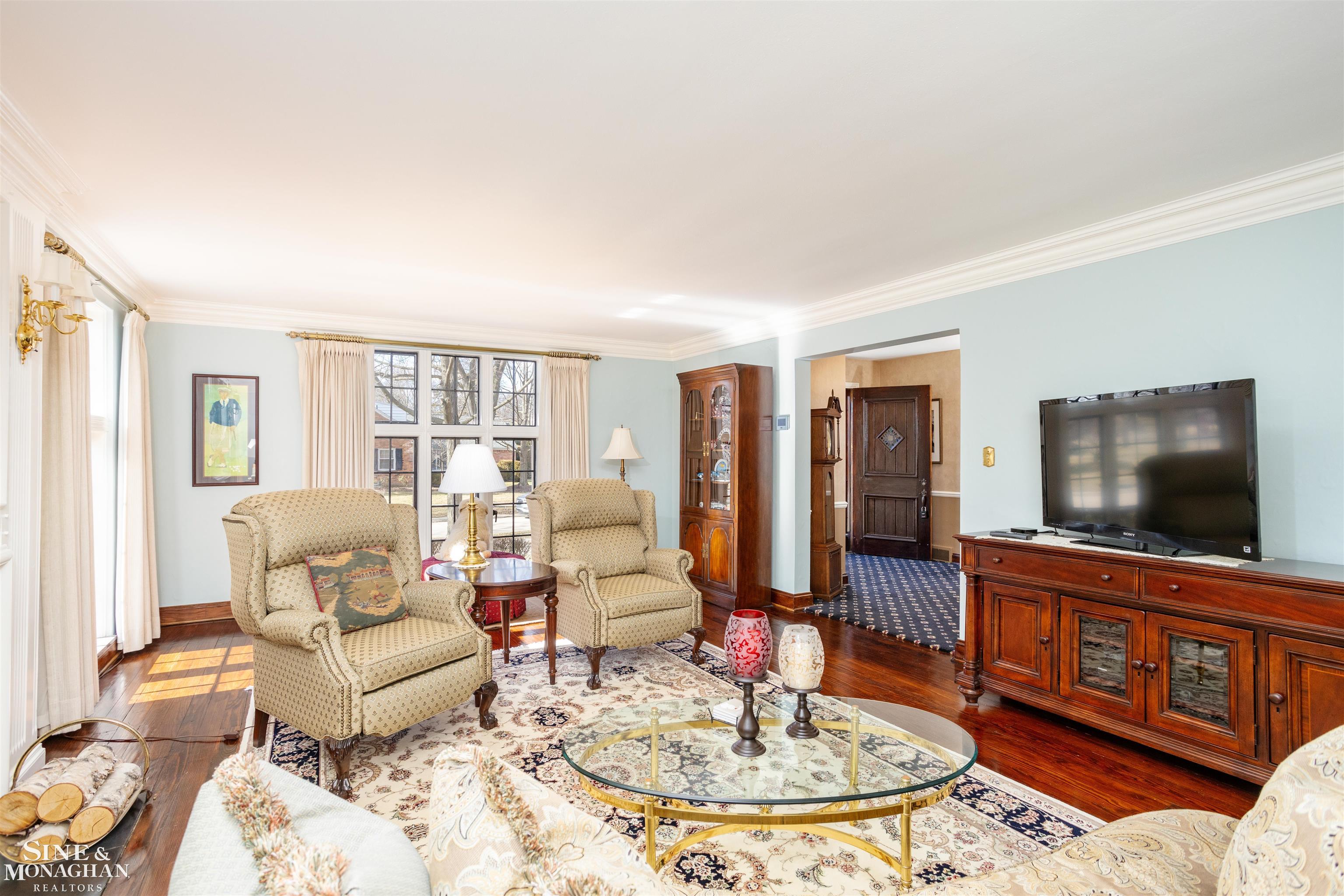 532 Lincoln Road Grosse Pointe, MI 48230 - Photo 7 of 71 50133585-FB40B197-8CF2-434F-8ACB-61A623D3F606.JPG