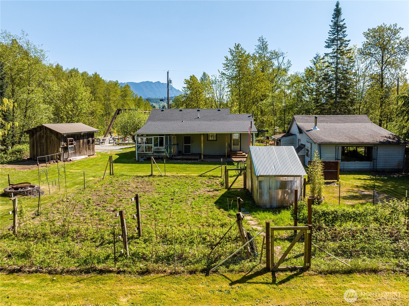 30212 Lake Cavanaugh Road Arlington, WA 98223 - Photo 20 of 38