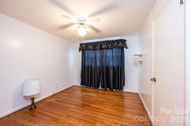 $239,900 | 1005 2nd Street Southeast, Conover, NC 28613