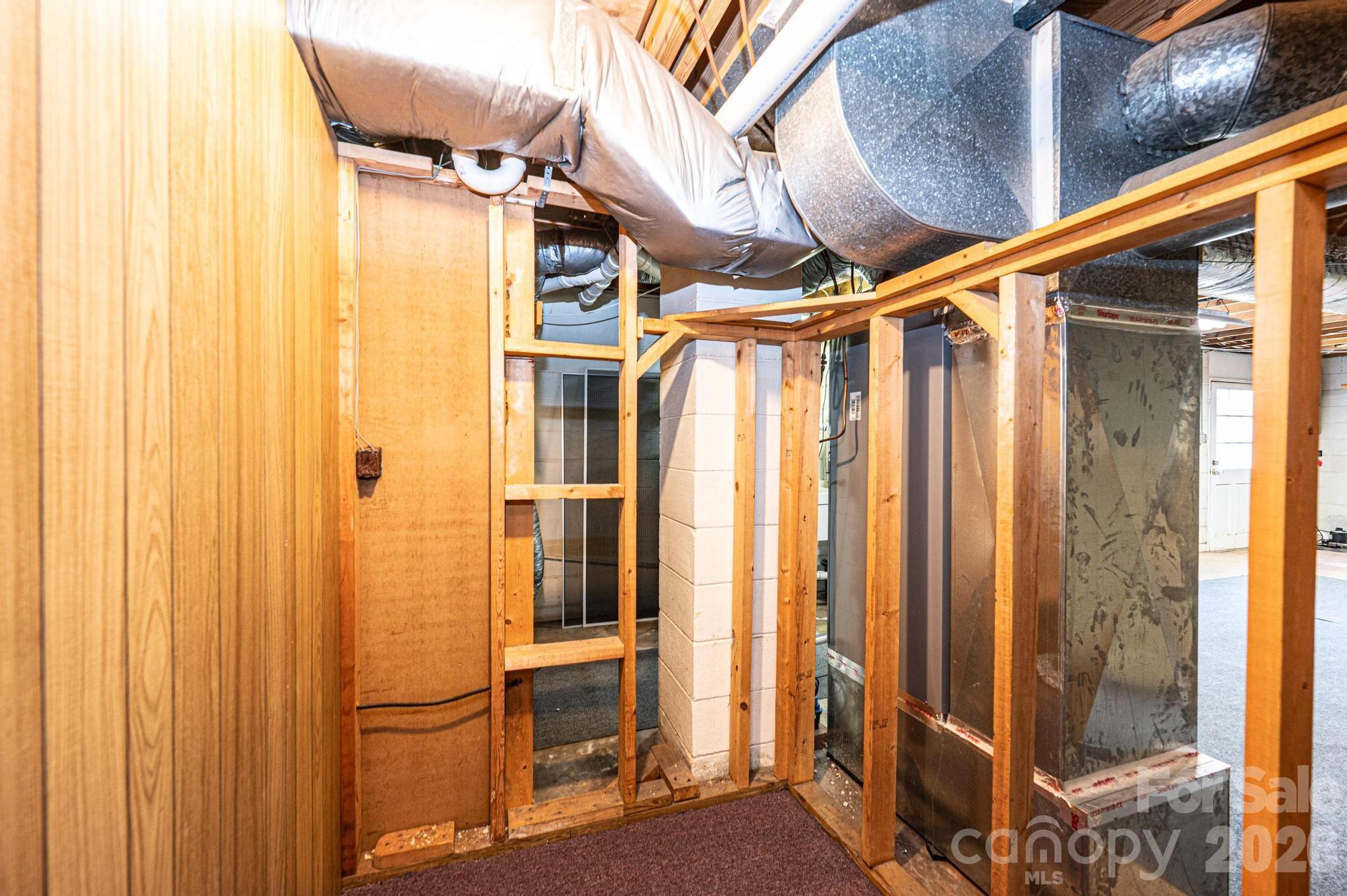 1005 2nd Street Southeast Conover, NC 28613 - Photo 29 of 43