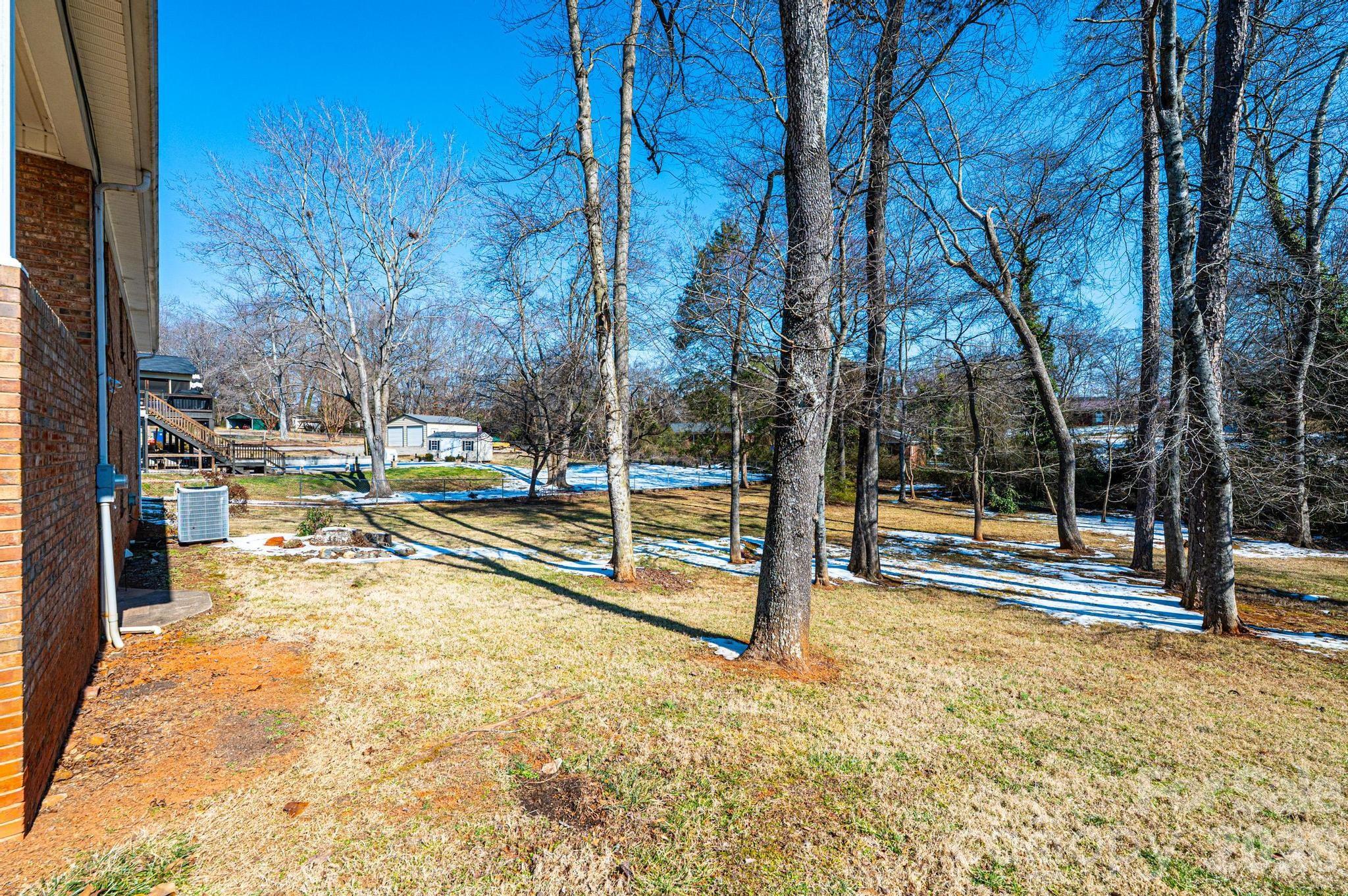 1005 2nd Street Southeast Conover, NC 28613 - Photo 39 of 43