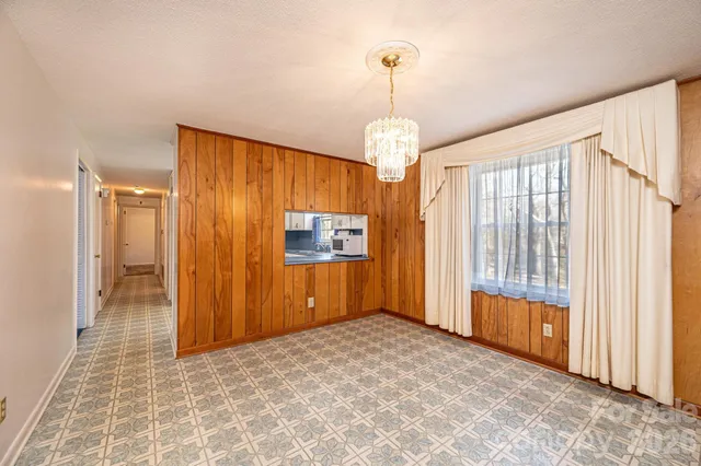 $239,900 | 1005 2nd Street Southeast, Conover, NC 28613