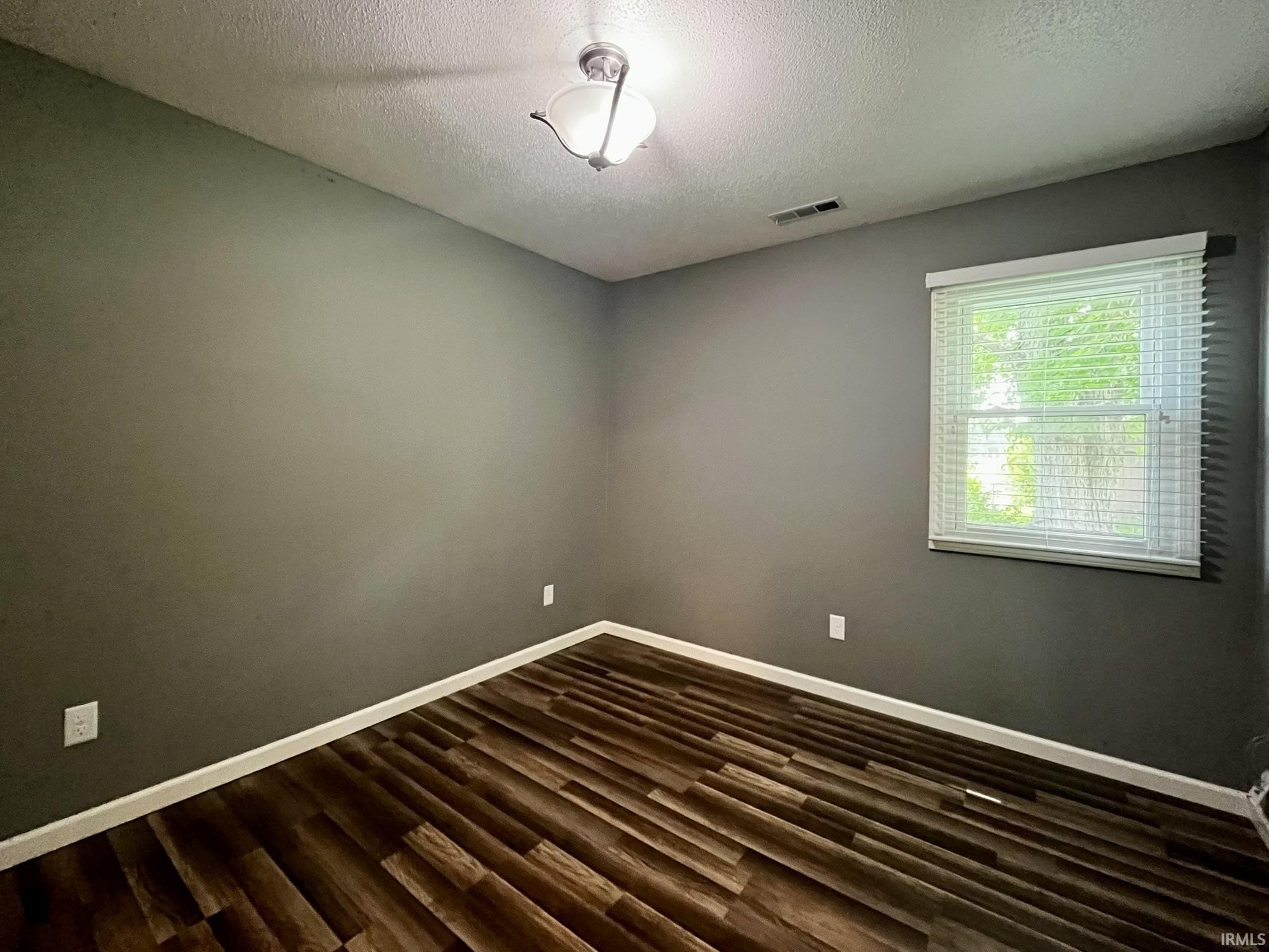 8909 Mariners Ridge Drive Fort Wayne, IN 46819 - Photo 19 of 35