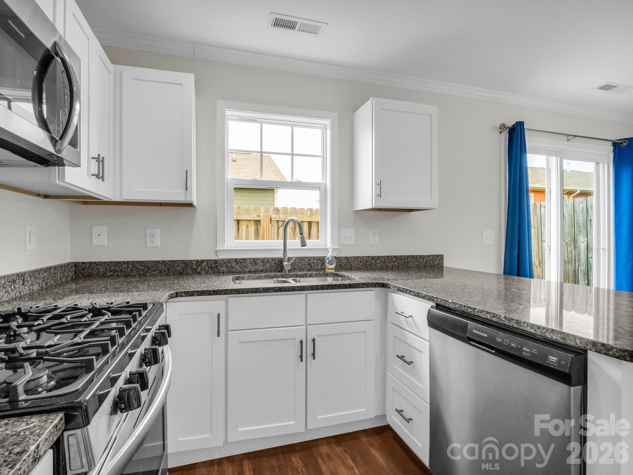 1106 Lynwood Forest Road Arden, NC 28704 - Photo 16 of 38