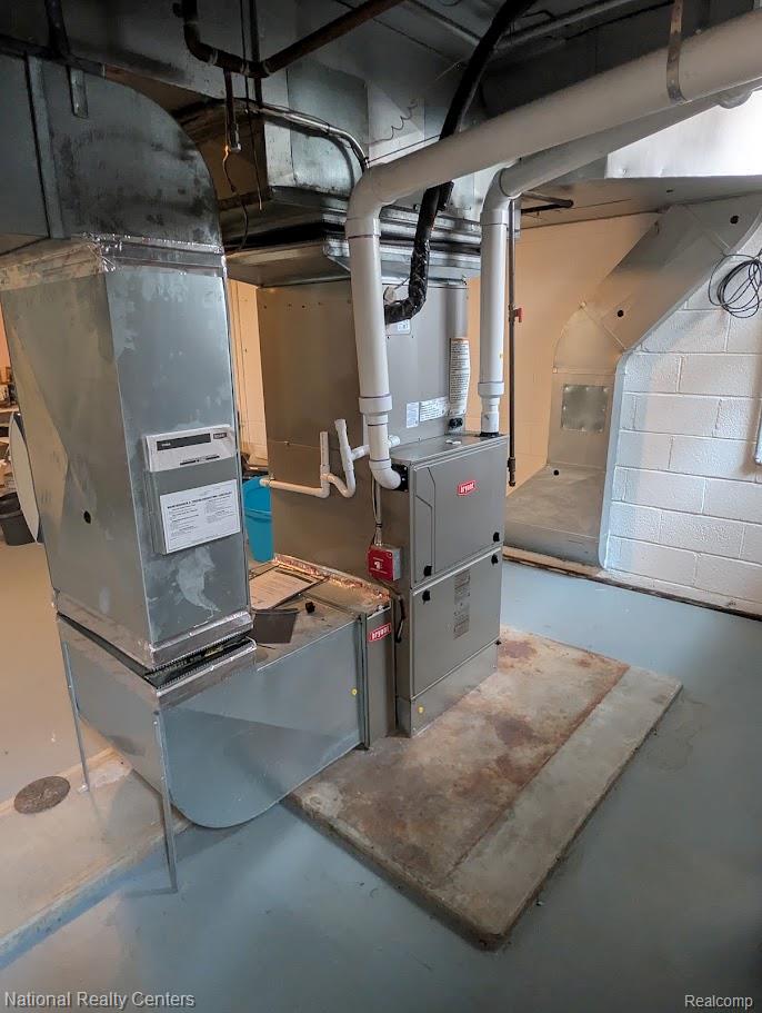 821 Pemberton Road Grosse Pointe, MI 48230 - Photo 58 of 68 Furnace .jpg