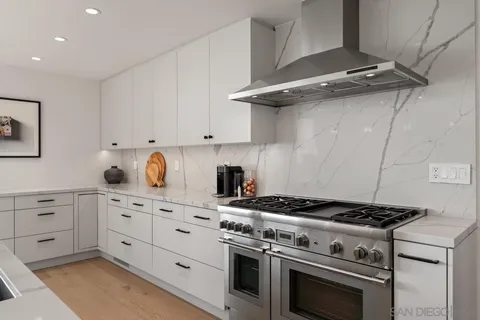 $9,995,000 | 2261 Hercules Drive, Los Angeles, CA 90046