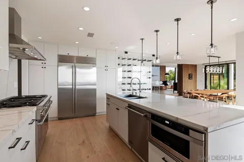 $9,995,000 | 2261 Hercules Drive, Los Angeles, CA 90046