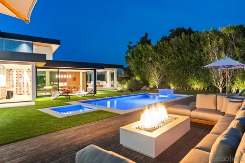$9,995,000 | 2261 Hercules Drive, Los Angeles, CA 90046