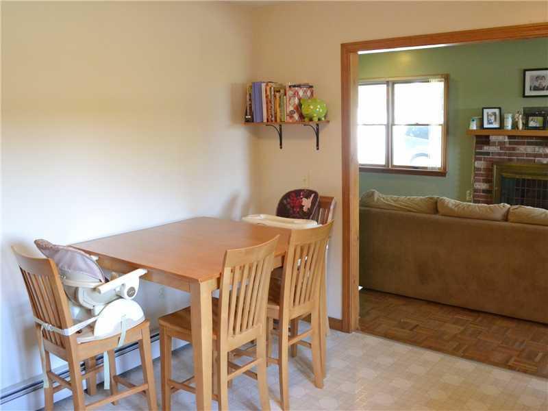 564 Billings Road Hermon, ME 04401 - Photo 6 of 24 Kitchen. Eat in Kitchen