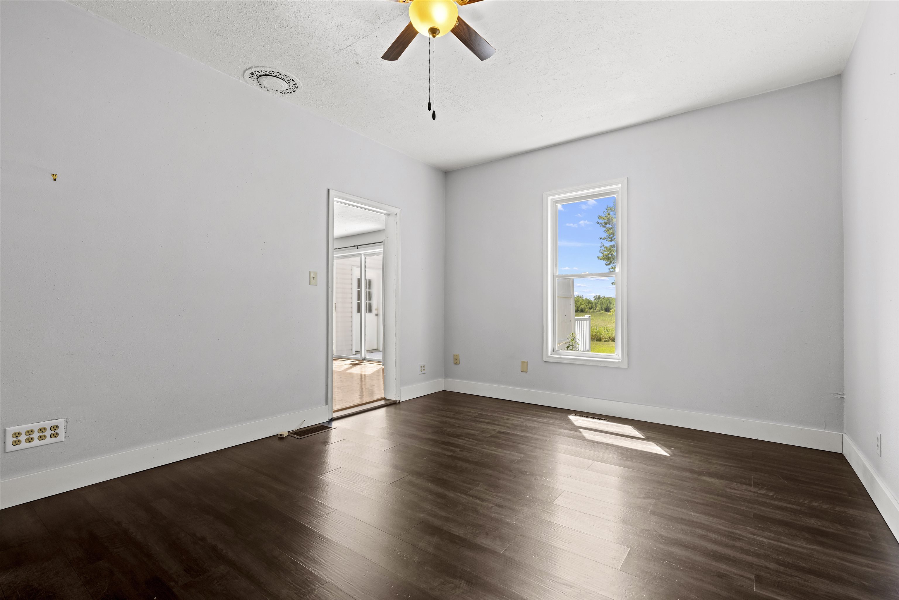 16108 Anderson Road Pecatonica, IL 61063 - Photo 12 of 36 Gallery Image 12