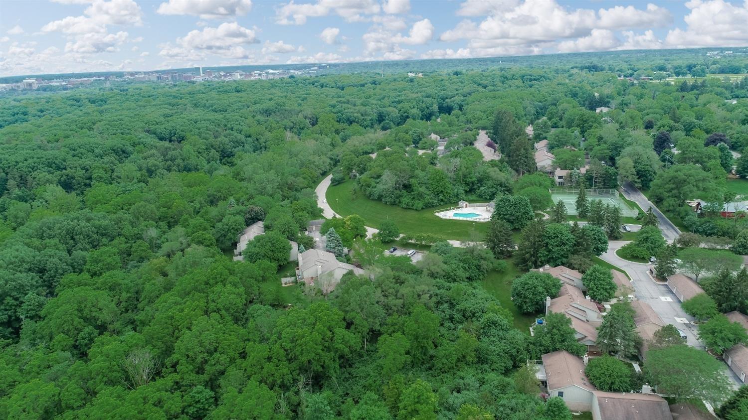 2224 Rivenoak Court Ann Arbor, MI 48103 - Photo 43 of 47 917eb5d5-ca67-4f9a-80f5-8ddb543dcaf0