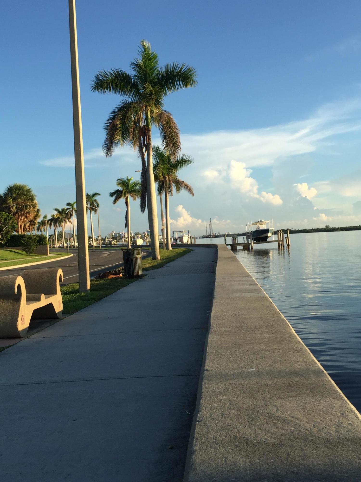 255 Cortez Road West Palm Beach, FL 33405 - Photo 21 of 26