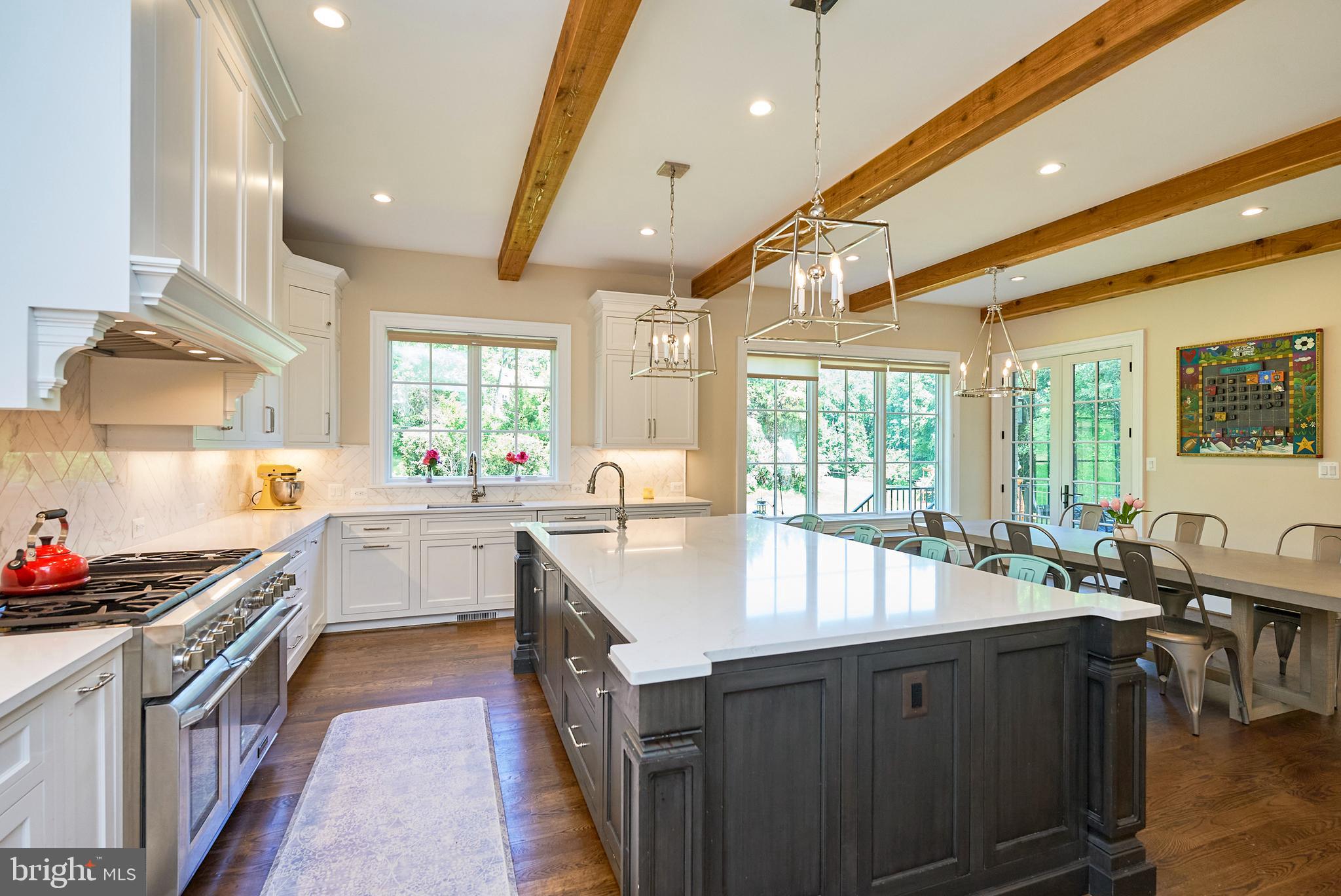 1106 Towlston Road McLean, VA 22102 - Photo 14 of 74 Spacious Kitchen with Quartz Countertops