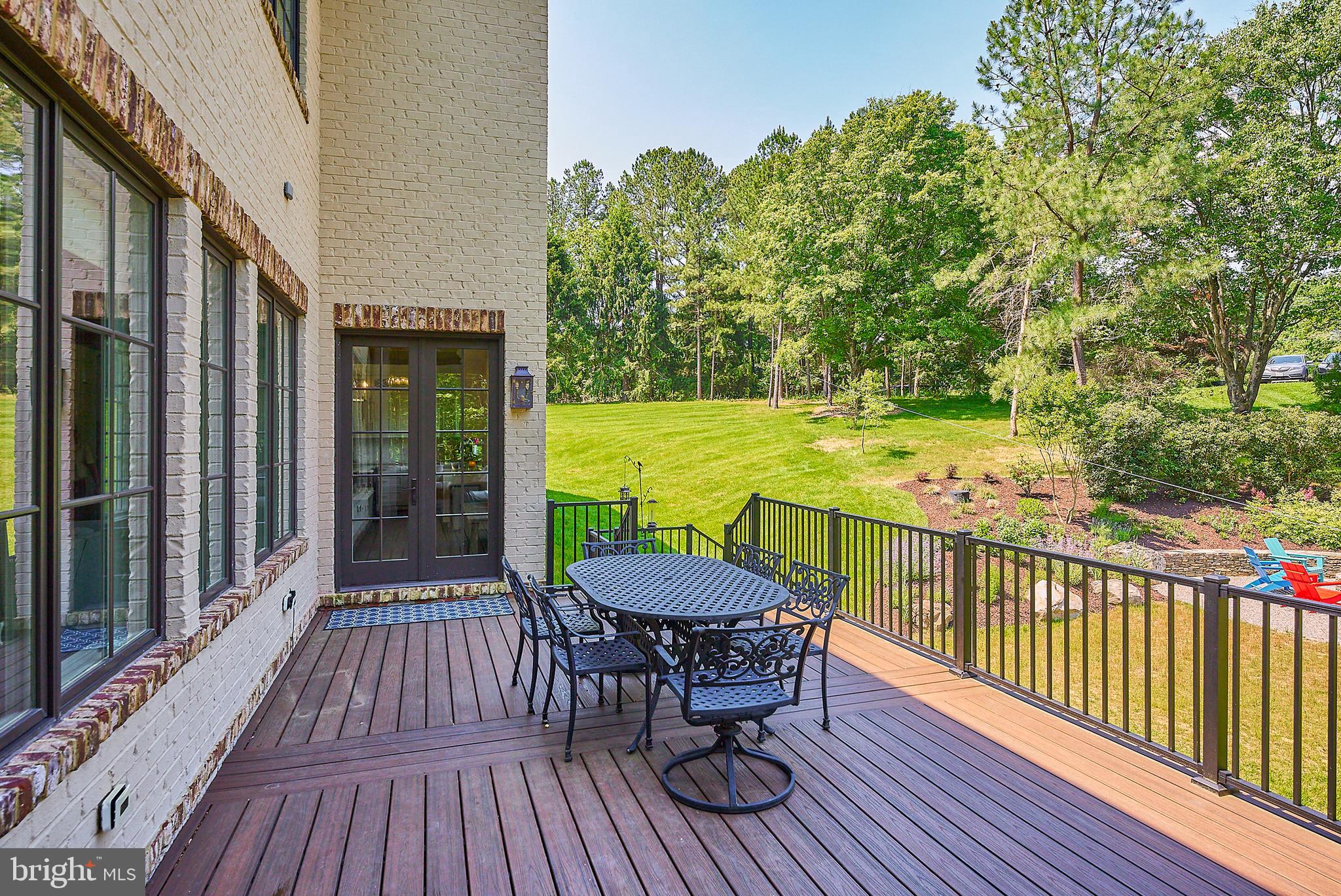 1106 Towlston Road McLean, VA 22102 - Photo 20 of 74 Easy access to deck from Breakfast Room